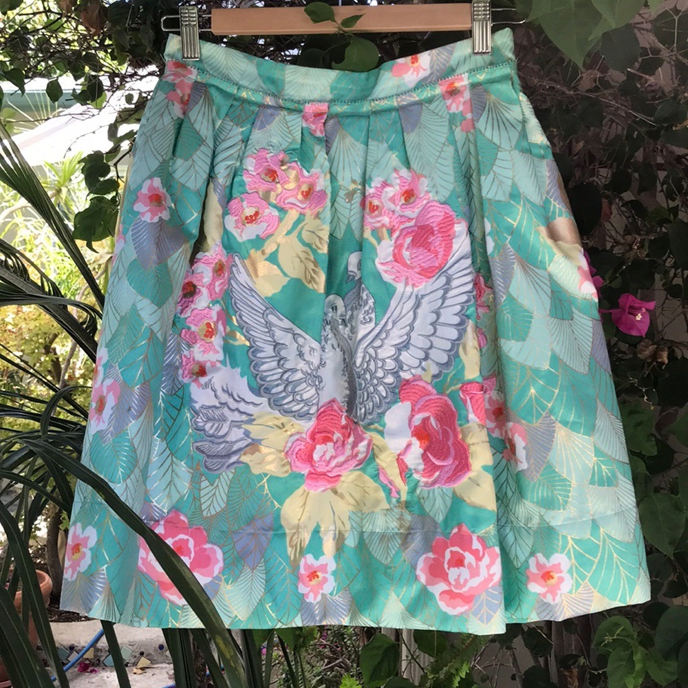 Beautiful Kissing Dove Spring Cocktail Skirt